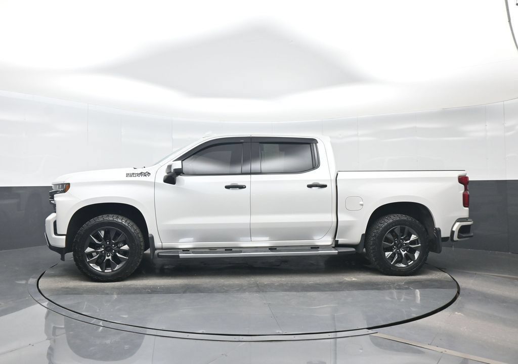 Used 2021 Chevrolet Silverado 1500 High Country w/ Safety Package II AWD/4WD image 3