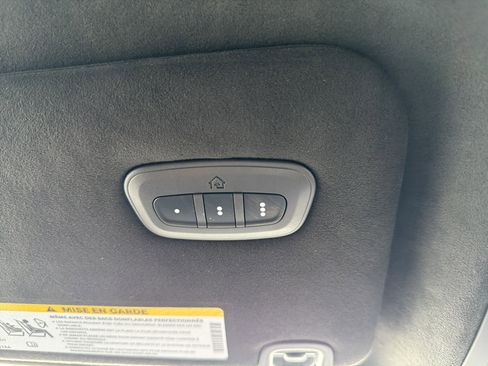 Used 2024 Jeep Wagoneer Launch Edition image 25