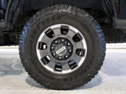 Used 2023 Ford F350 Platinum w/ Tremor Off-Road Package image 51