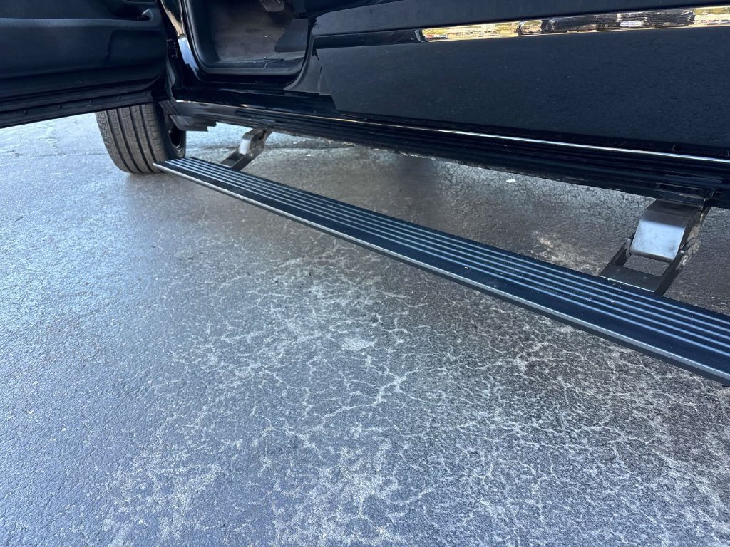 Used 2022 RAM 1500 Limited w/ Night Edition AWD/4WD image 10