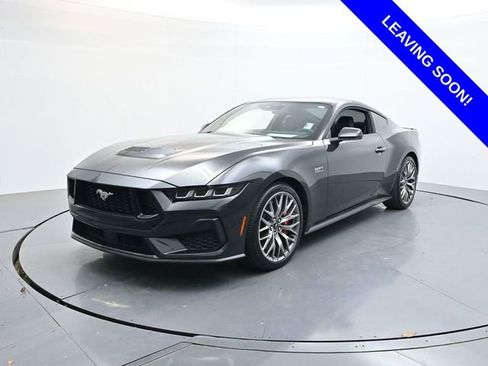 Used 2024 Ford Mustang GT Premium RWD image 3
