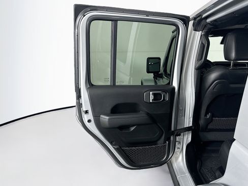 Used 2024 Jeep Wrangler Unlimited Rubicon 4xe image 27