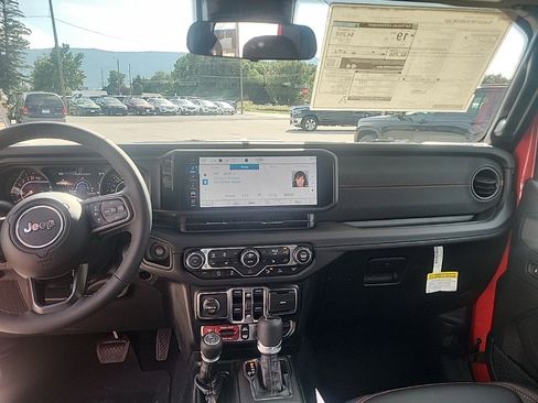 New 2025 Jeep Gladiator Rubicon w/ Safety Group image 13