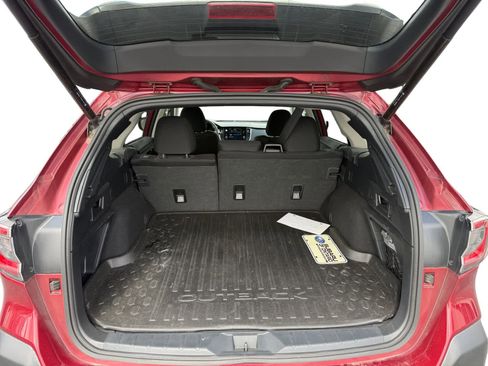 Used 2024 Subaru Outback Premium AWD/4WD image 23
