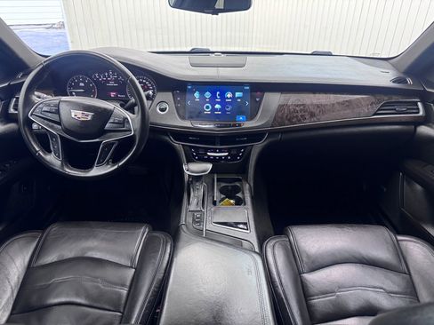 Used 2018 Cadillac CT6 Luxury image 16