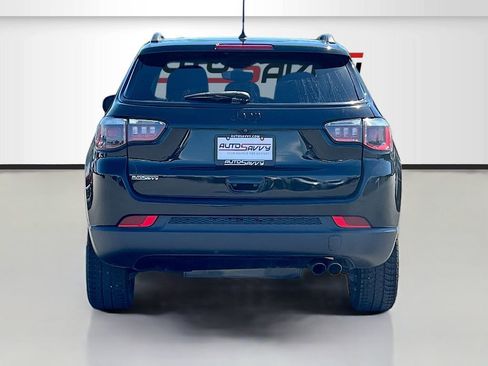 Used 2018 Jeep Compass Latitude FWD image 6