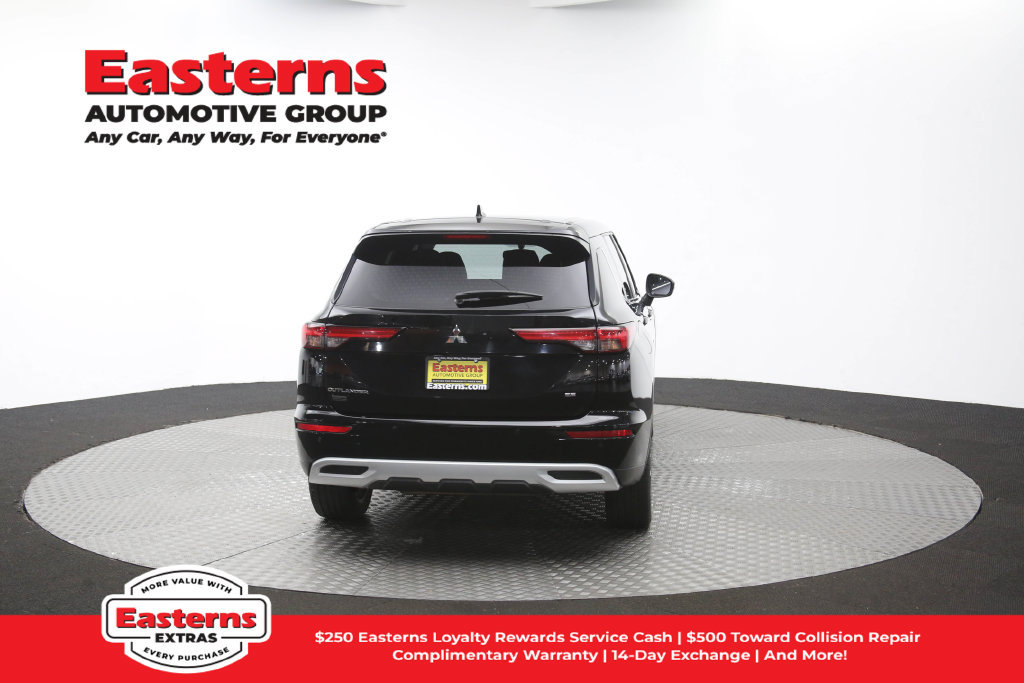 Used 2024 Mitsubishi Outlander SE FWD image 38
