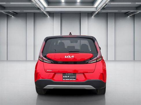 Certified 2023 Kia Soul LX image 5