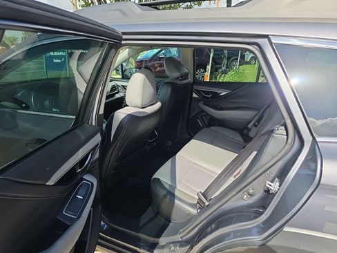 Used 2023 Subaru Outback Limited AWD/4WD image 11