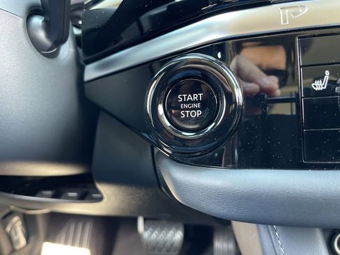 New 2026 Nissan Pathfinder SV w/ SV Premium Package AWD/4WD image 11
