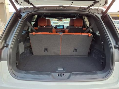 New 2025 Lincoln Aviator Reserve image 16