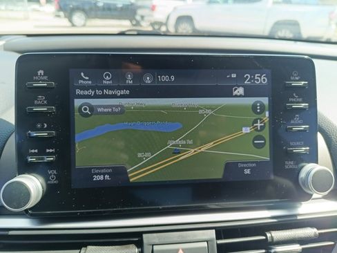 Used 2022 Honda Accord Touring image 11