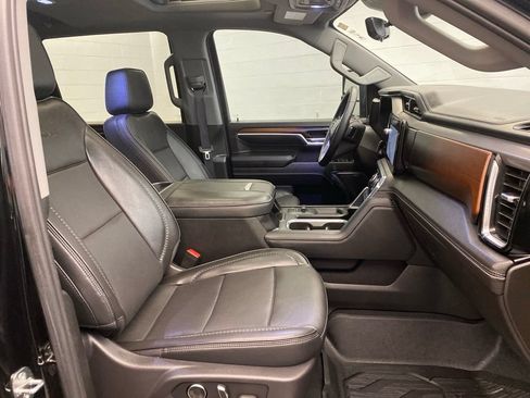 Used 2024 GMC Sierra 2500 Denali w/ Denali Reserve Package AWD/4WD image 22