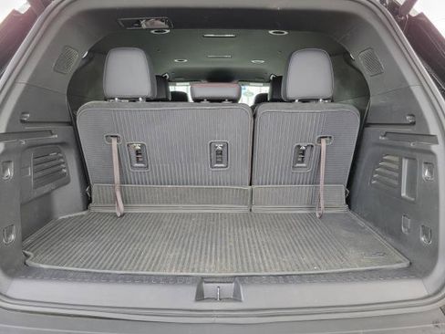 Used 2024 Chevrolet Traverse Z71 w/ LPO, Floor Liner Package AWD/4WD image 31