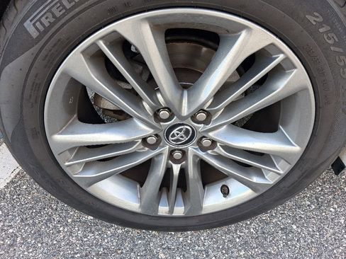 Used 2017 Toyota Camry SE FWD image 12