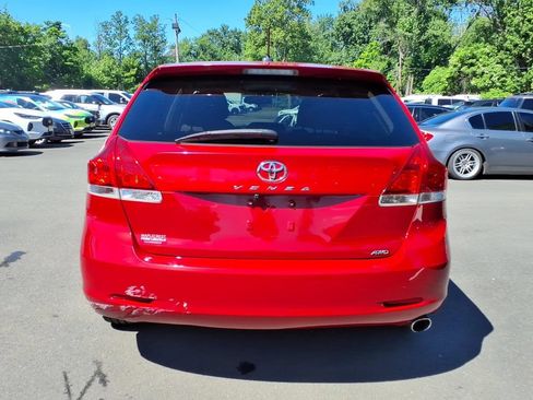 Used 2011 Toyota Venza AWD image 19