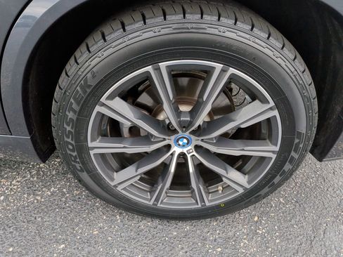 Used 2022 BMW X5 xDrive45e w/ M Sport Package AWD/4WD image 35