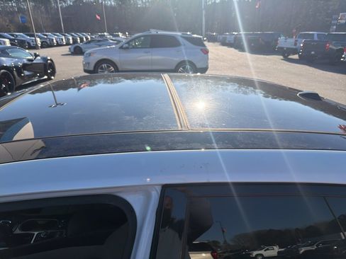 Used 2022 Nissan Maxima Platinum w/ Sport Mat Group image 3