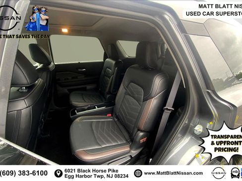 Used 2024 Nissan Pathfinder Platinum w/ Lighting Package (N93) AWD/4WD image 24