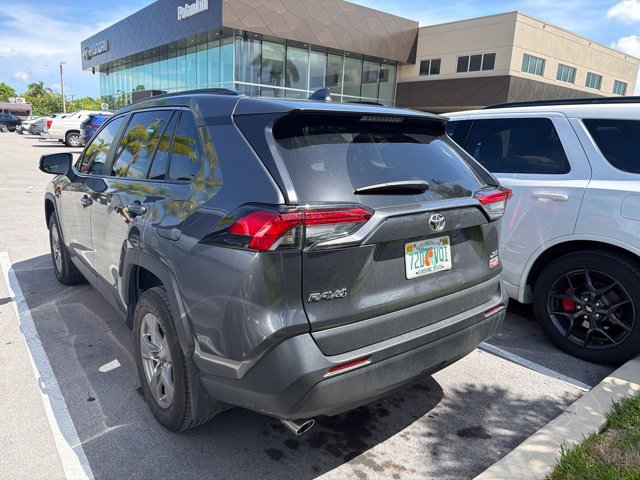 Used 2025 Toyota RAV4 XLE w/ Convenience Package FWD image 5