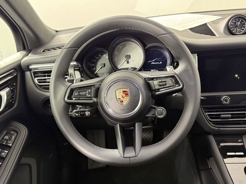 New 2025 Porsche Macan S image 18
