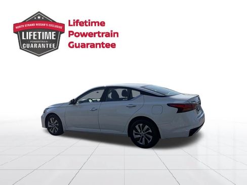 Used 2023 Nissan Altima 2.5 S FWD image 3