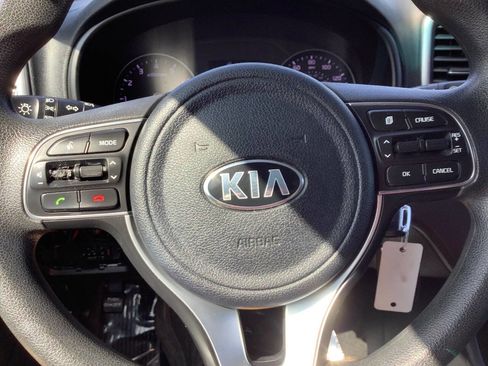 Used 2019 Kia Sportage LX image 32
