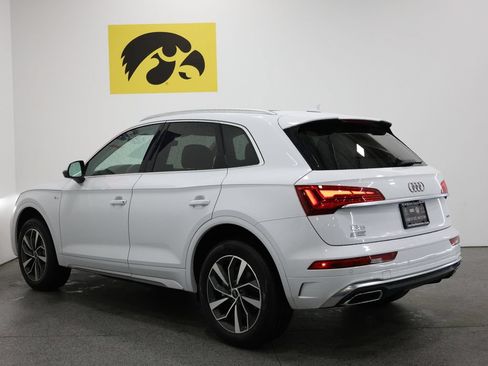 Used 2024 Audi Q5 2.0T Premium Plus w/ Premium Plus Package AWD/4WD image 9