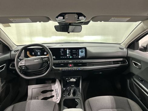 Used 2025 Kia K4 FWD image 18
