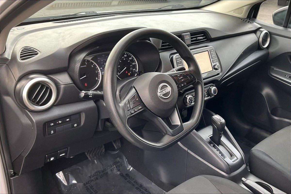 Used 2024 Nissan Versa S w/ Trunk Package FWD image 11