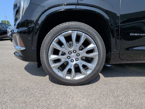 Used 2025 GMC Acadia Denali w/ Super Cruise Package AWD/4WD image 9