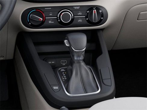 New 2025 Kia Soul LX image 23