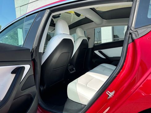 Used 2018 Tesla Model 3 Long Range image 26