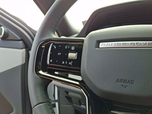 Used 2026 Land Rover Range Rover Evoque S AWD/4WD image 22