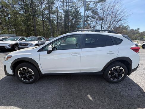 Used 2023 Subaru Crosstrek 2.0i Premium AWD/4WD image 3