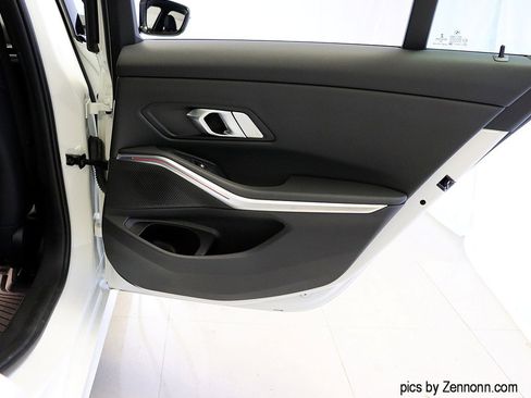 Certified 2023 BMW 330i xDrive Sedan w/ Convenience Package image 28