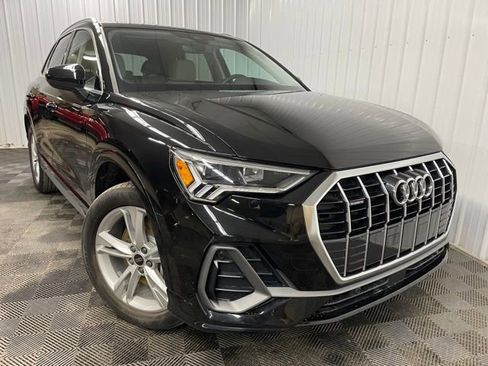 Used 2023 Audi Q3 2.0T Premium w/ Convenience Package AWD/4WD image 10
