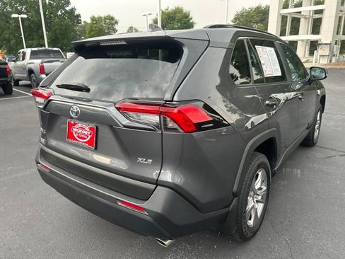 Used 2025 Toyota RAV4 XLE FWD image 7