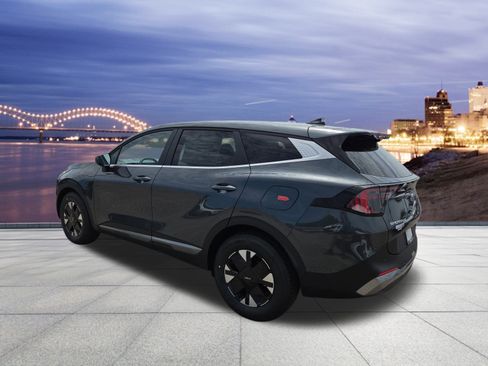New 2026 Kia Sportage LX image 3