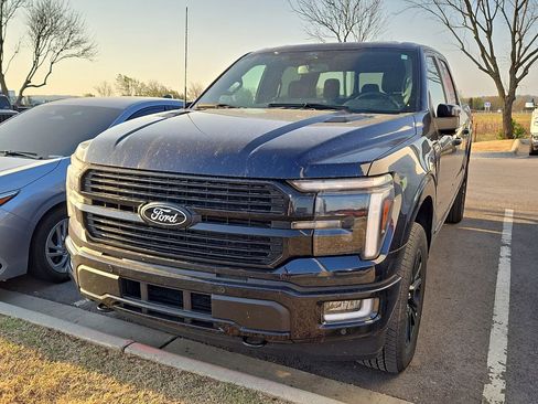 Used 2025 Ford F150 Platinum w/ FX4 Off-Road Package AWD/4WD image 1