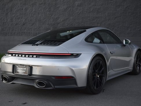 Certified 2025 Porsche 911 Carrera T image 7