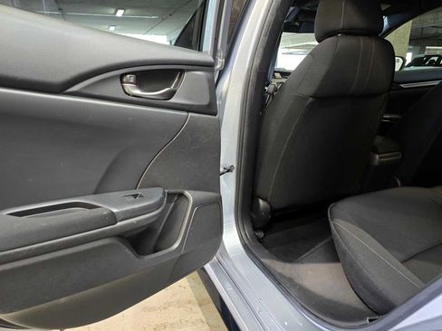 Used 2019 Honda Civic Sport image 24