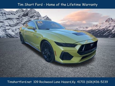 Used 2025 Ford Mustang GT image 1