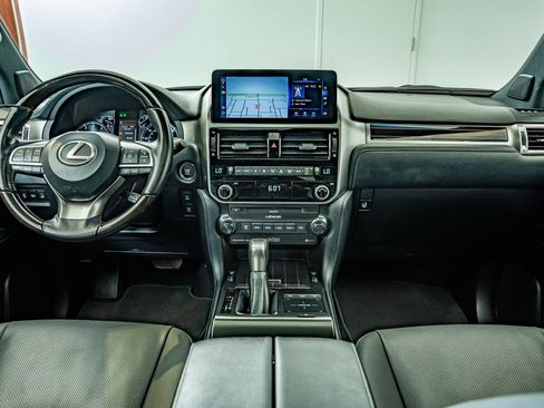 Certified 2023 Lexus GX 460 Premium w/ Premium Plus Package AWD/4WD image 31