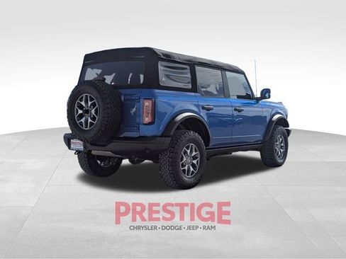 Used 2023 Ford Bronco Badlands image 6