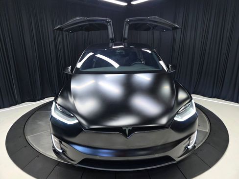 Used 2021 Tesla Model X Performance image 45