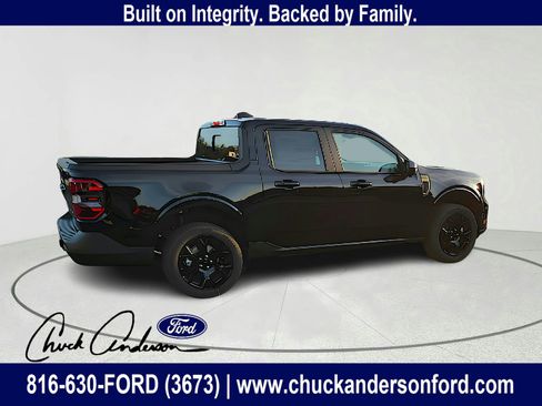 New 2025 Ford Maverick Lariat w/ Black Appearance Package image 9