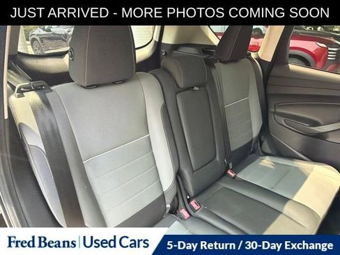 Used 2015 Ford Escape SE FWD image 15