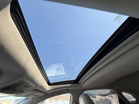 Used 2017 Lexus RX 350 Base 4dr SUV image 31