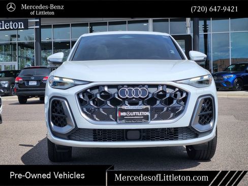 Used 2025 Audi Q5 Premium AWD/4WD image 2